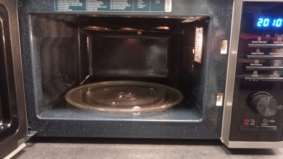 Mikrovalna pećnica Samsung ceramic inside