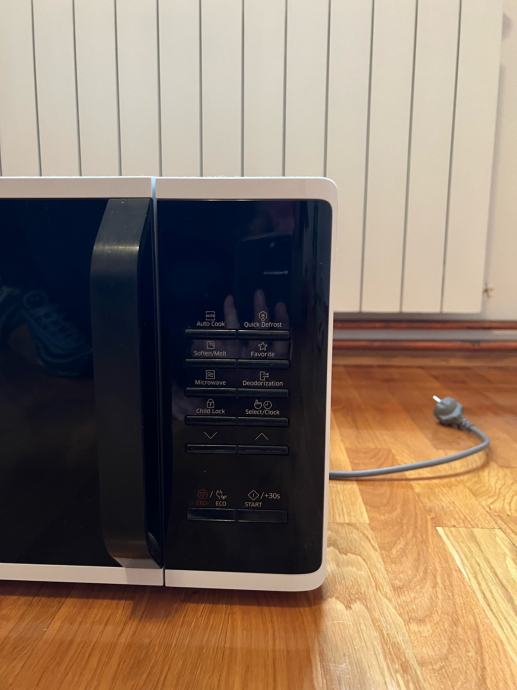 Mikrovalna pećnica Samsung CERAMIC INSIDE™