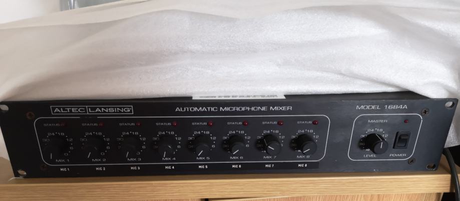 Altec Lansig automatski mikrofonski mixer preamp