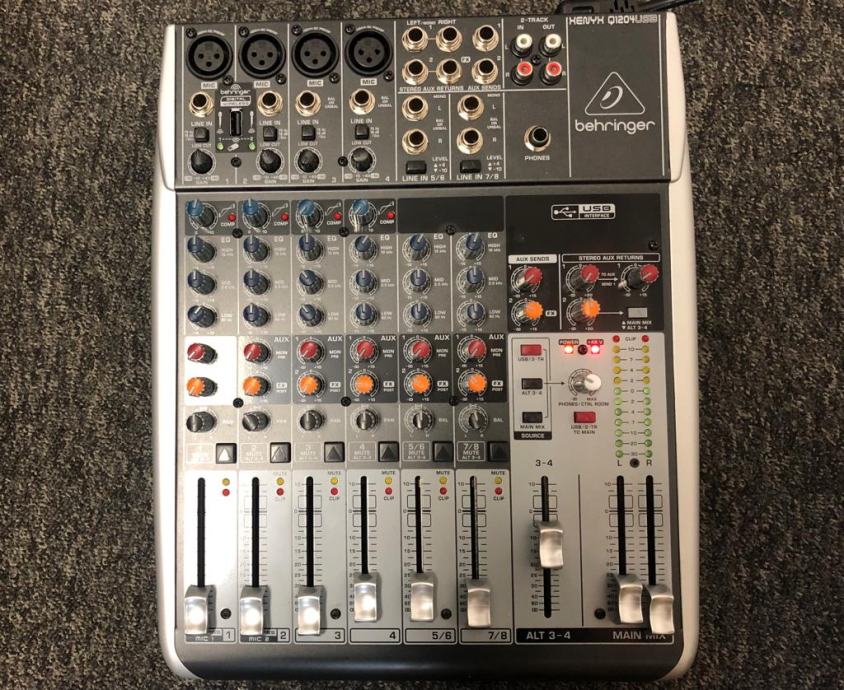 Behringer Xenyx 1204USB mixeta. R1/ RATE!