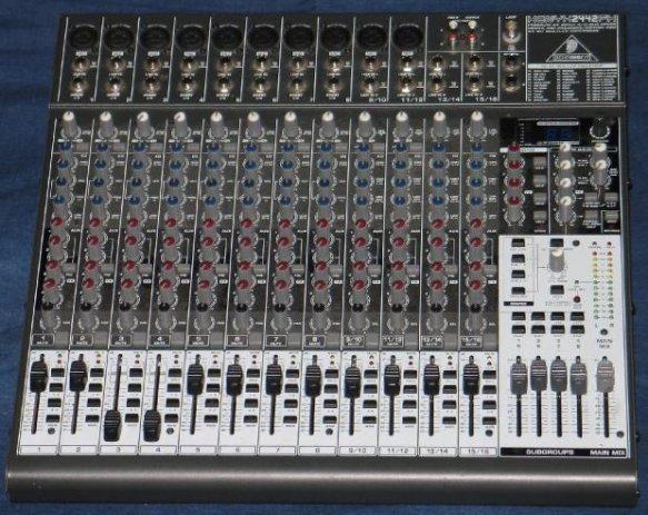 Behringer Xenyx 2442FX