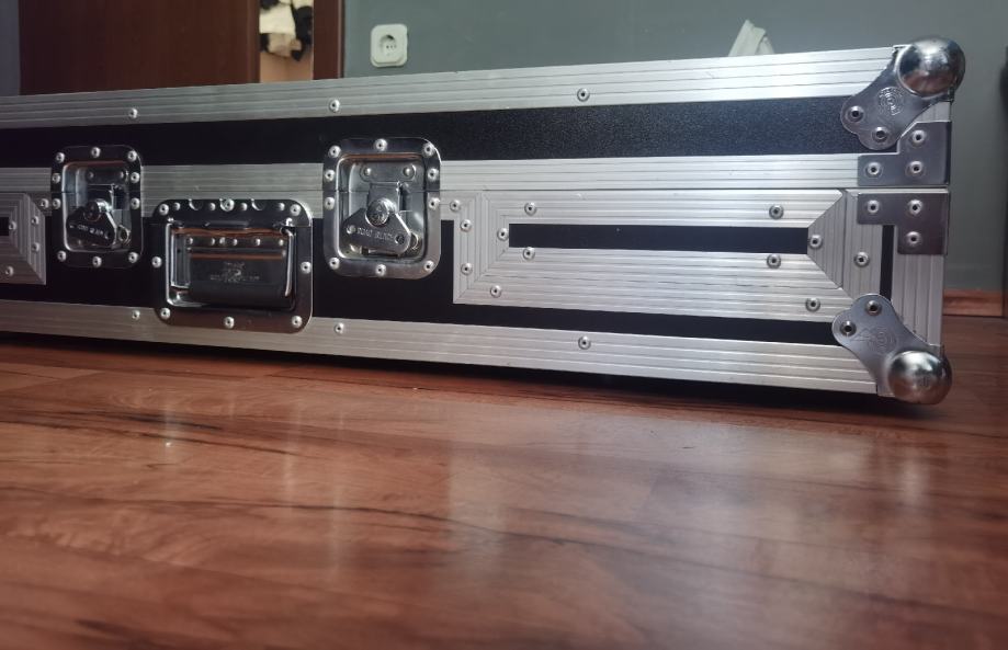 Flight case za dj opremu