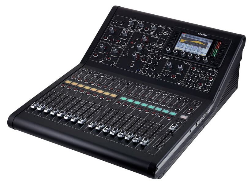 Midas M32R digitalni rack mikser