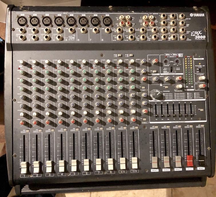 Powermixer Yamaha EMX 3000