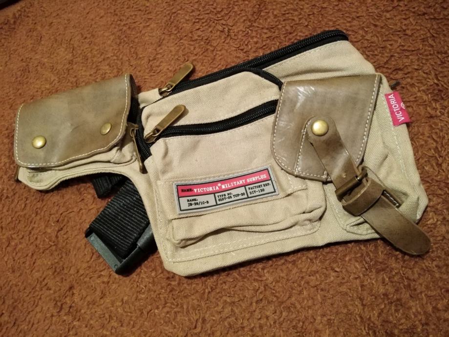 Torbica Victoria military surplus