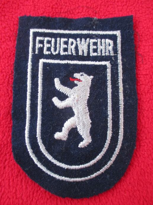 Vatrogasci - Berlin - FEUERWEHR- Njemačka oznaka