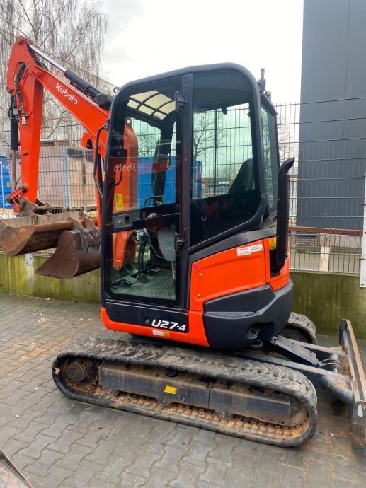 Kubota U274