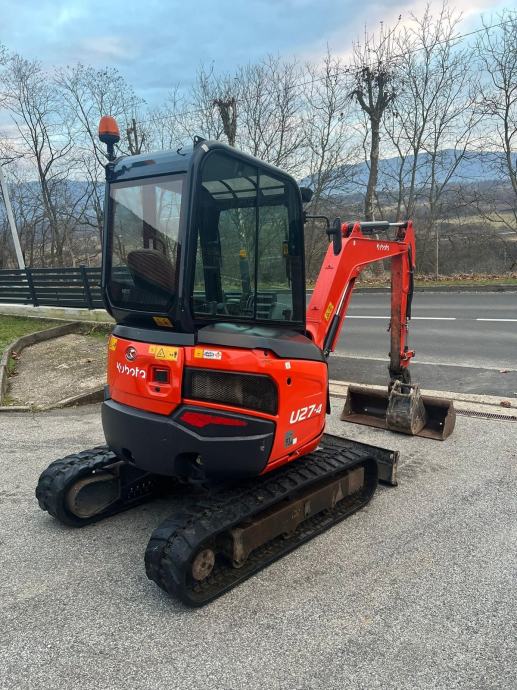 KUBOTA U274