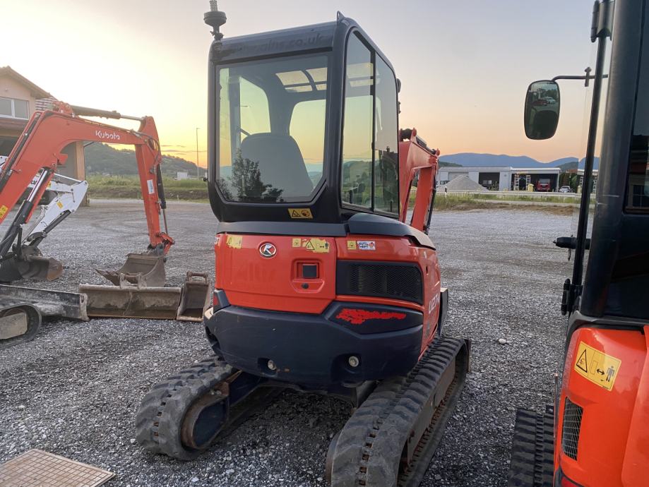 Kubota U27 2018., 3 korpe