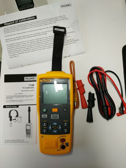 Fluke 714B thermocouple calibrator