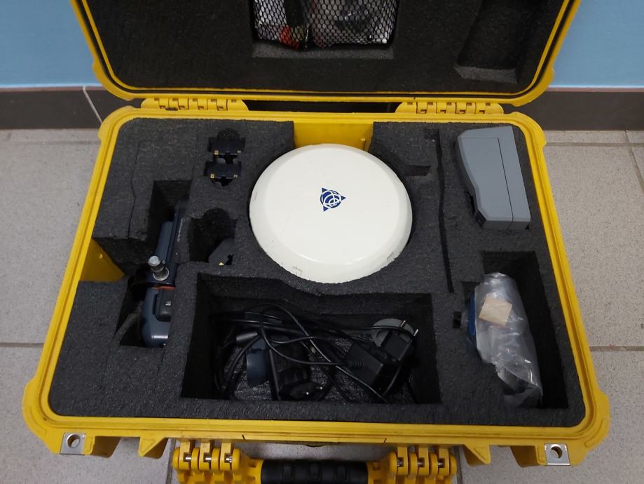 GNSS/GPS uređaj Trimble R4