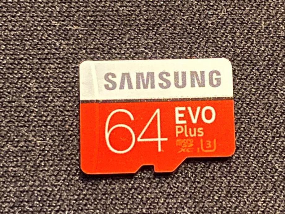 Samsung EVO Plus 64 GB microSDXC UHSI U3