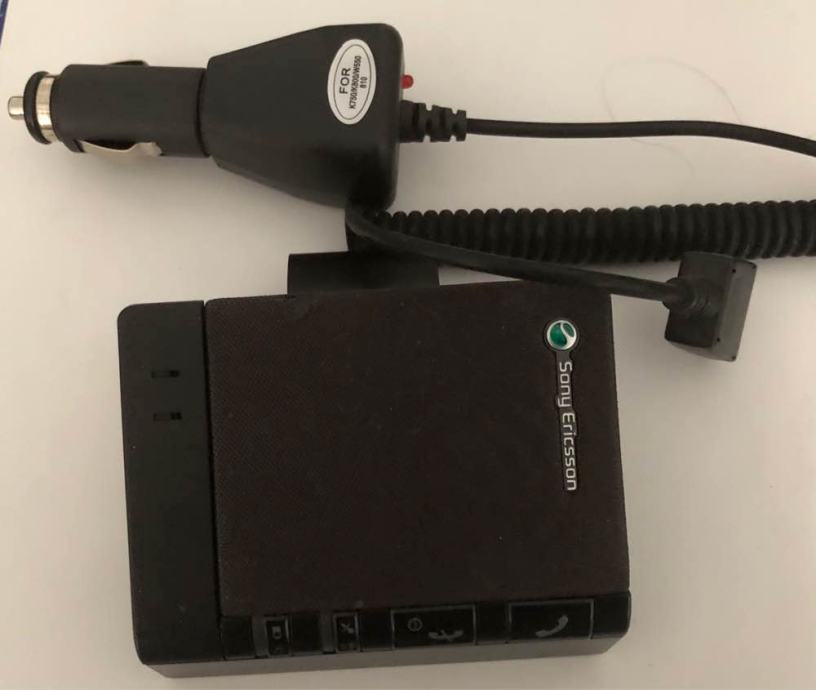Bluetooth hands free za auto Sony Ericsson