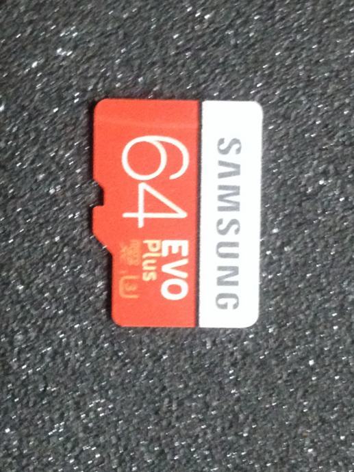 Samsung EVO Plus 64 GB micro SD kartica NIKAD KORIŠTENA
