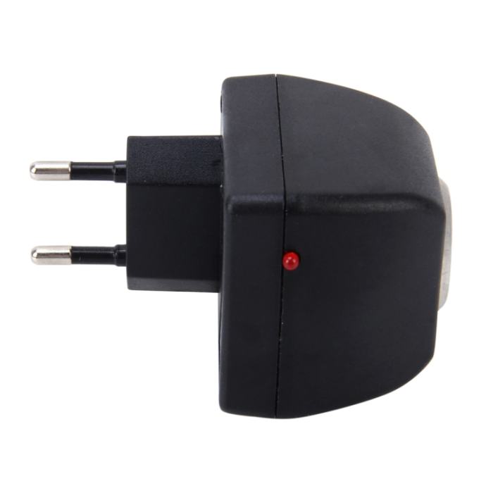 Zidni adapter za auto utičnicu punjač 230V/12V 600mA