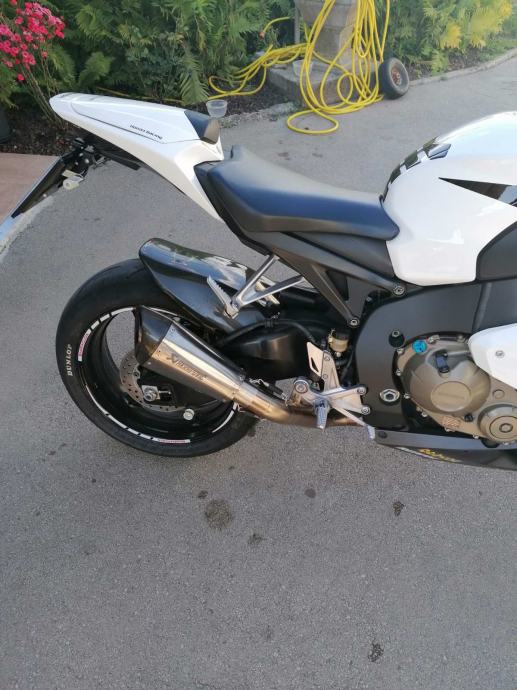 Honda CBR 1000 RR 2008/14g. Akrapović auspuh s cijevi