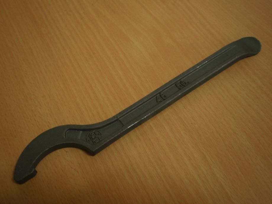 MZ 250 : ključ za pritezanje holendera auspuha