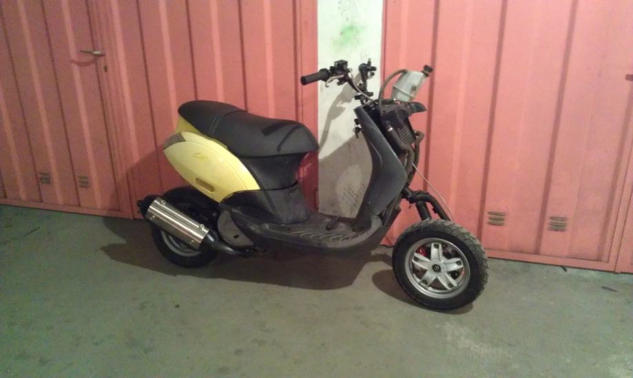 Piaggio Zip 50 100 125 180 2T 4T za dijelove