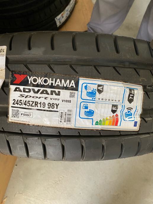 Nove zimske gume i ALU felge Yokohama 245/45/19 5x114.3