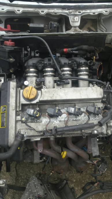 Alfa romeo 2.0 Jts dijelovi motora