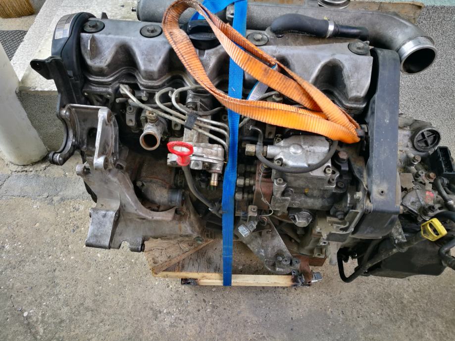 Двигатель r5 tdi