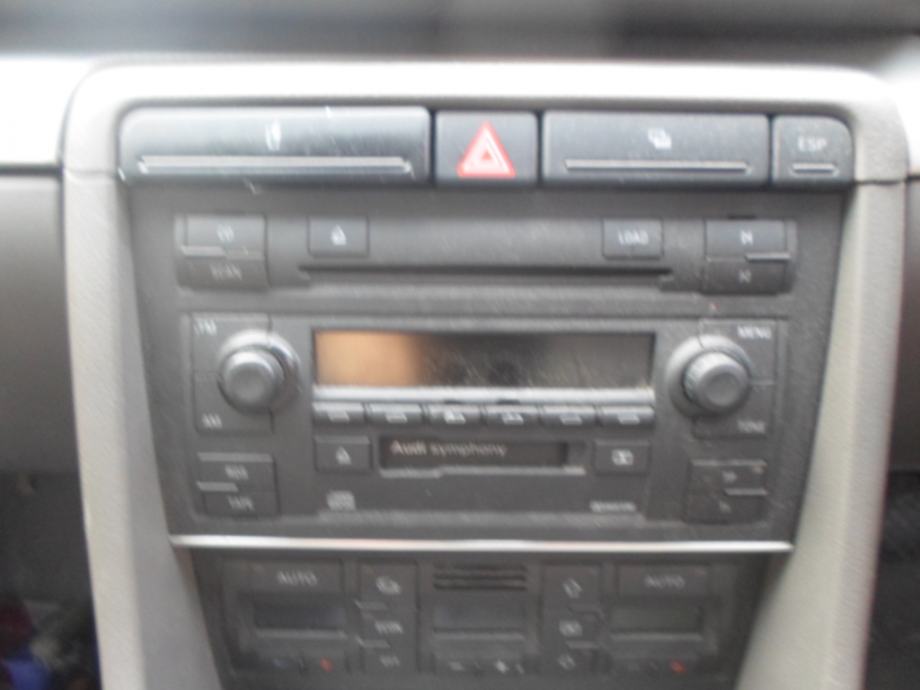 Audi A4 CD player