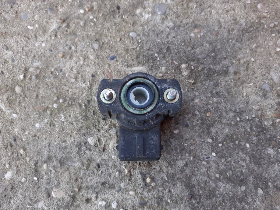 BMW e36 throttle position sensor / TPS / senzor zakreta klapne OEM