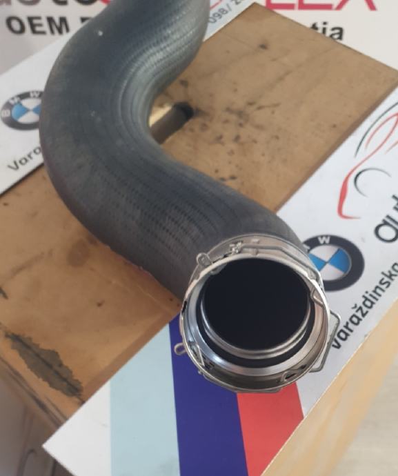 BMW 3 Series G20 320i B47 Intercooler Pipe Hose 8572856