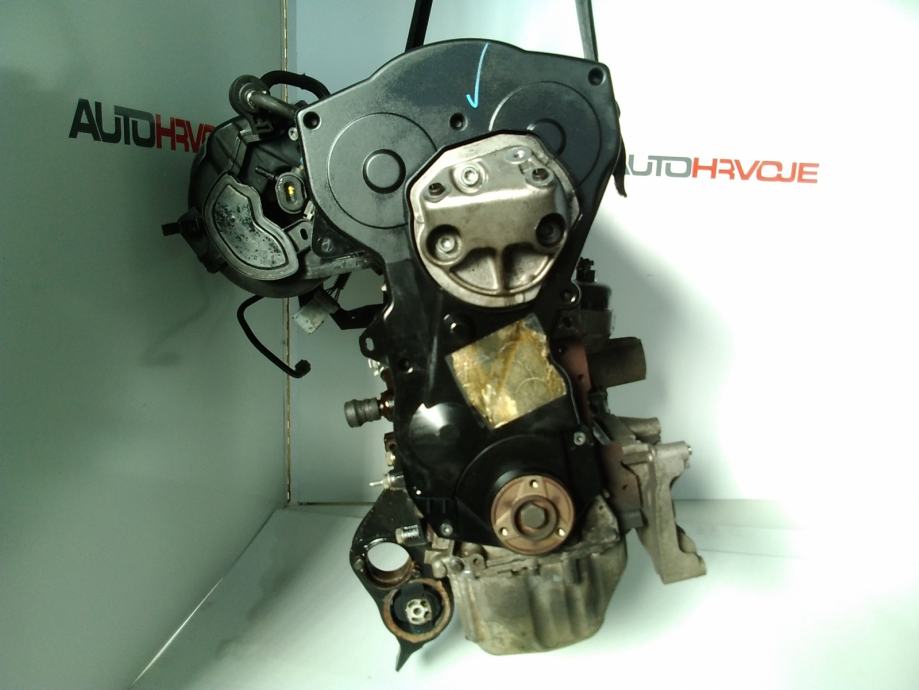 Motor Citroen / Peugeot 1.6 16v NFR 2008- / engine /