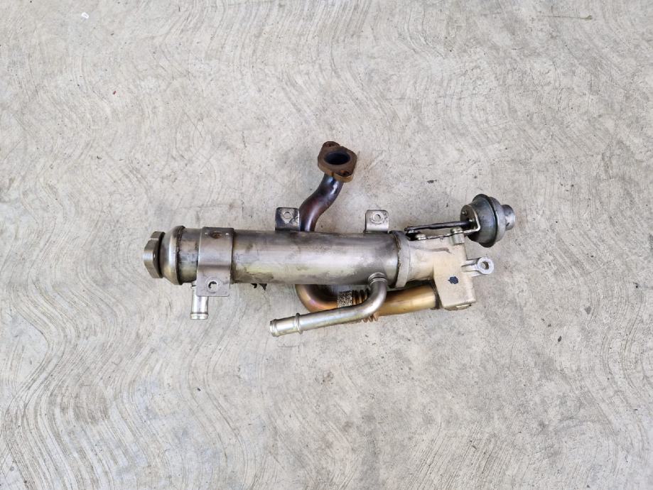 EGR AGR hladnjak 03L131512AB Audi A4 B8, A5 8T, A6 4F, Q5 8R 2.0 TDI 2