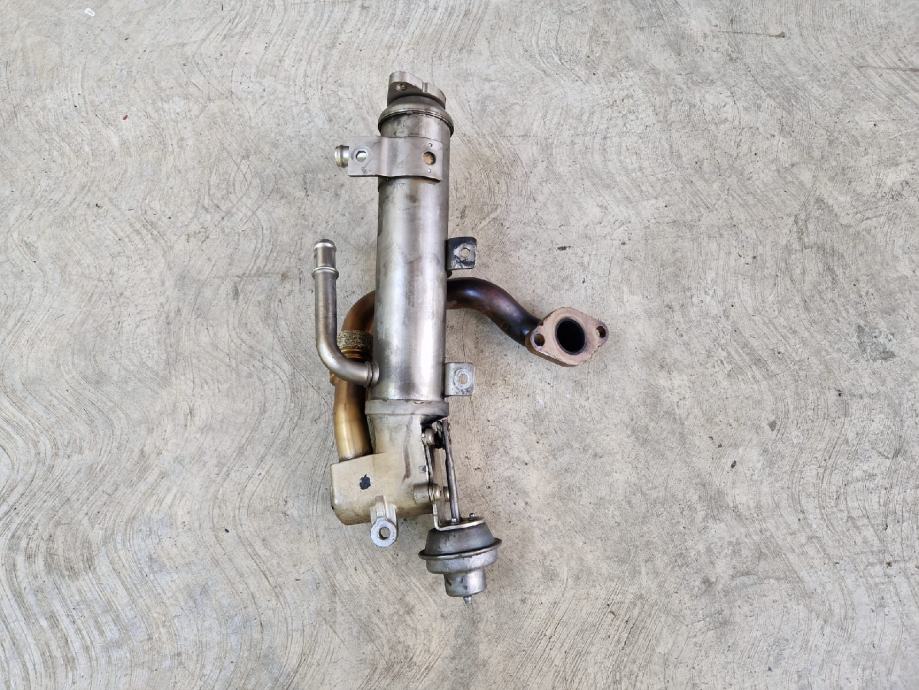 EGR AGR hladnjak 03L131512AB Audi A4 B8, A5 8T, A6 4F, Q5 8R 2.0 TDI 2