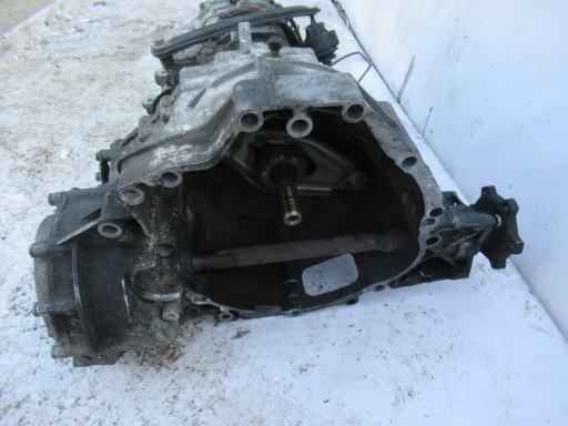 GETRIBA MJENJAČ JJG 2.0 TDI AUDI A4 B8