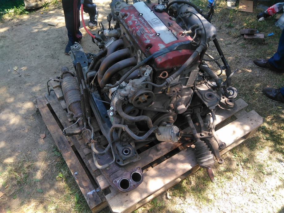 Honda Accord type R motor