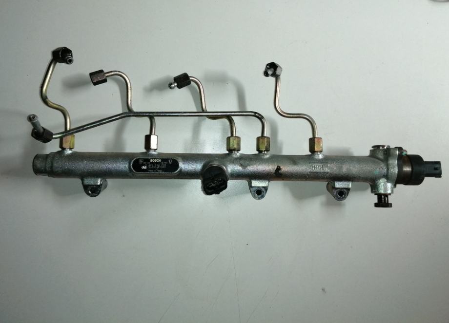 Hyundai Santa Fe Elantra 2.0 CRDI rail cijev 0445214026