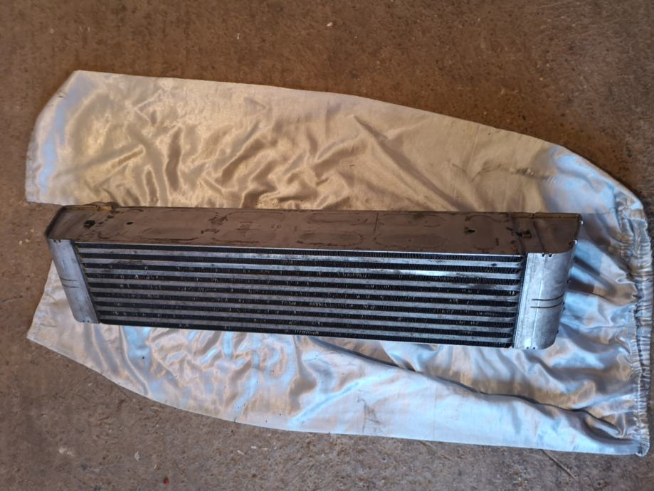 Intercooler BMW 535d 286 ks