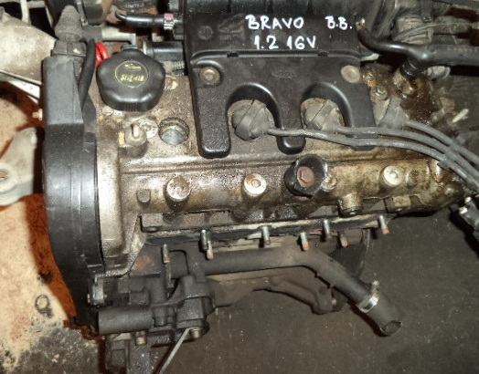 Motor,mjenjac,dijelovi motora za Fiat Bravo 1.2,16V 1998G