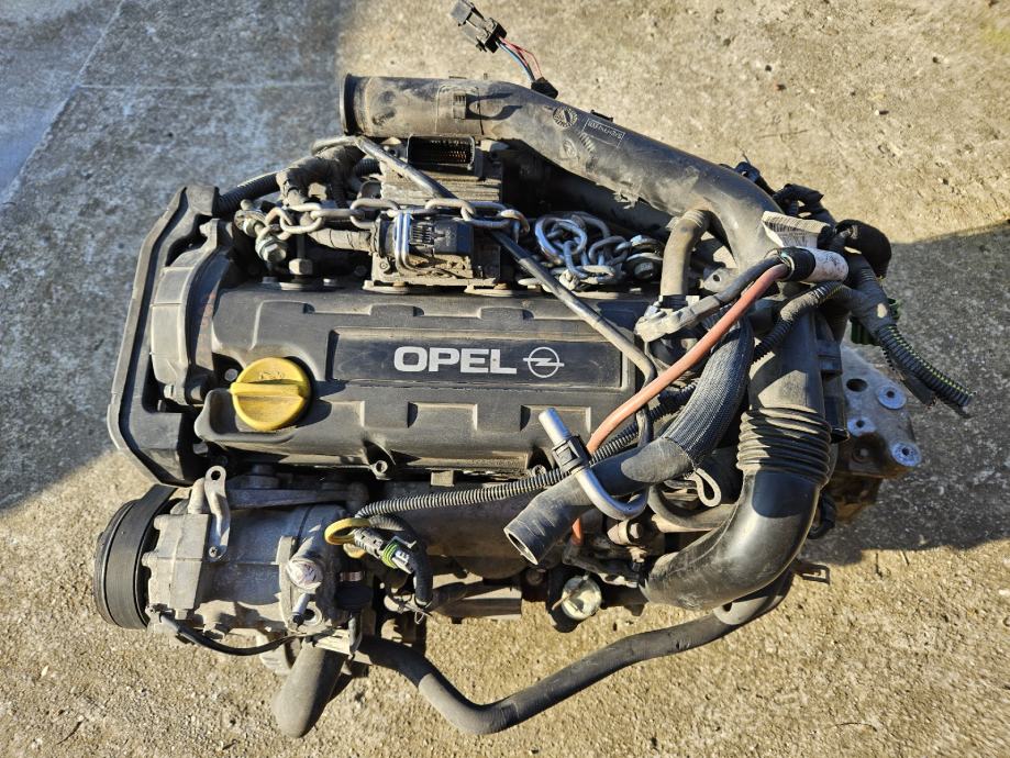 Opel ASTRA 1.7 DT- motor