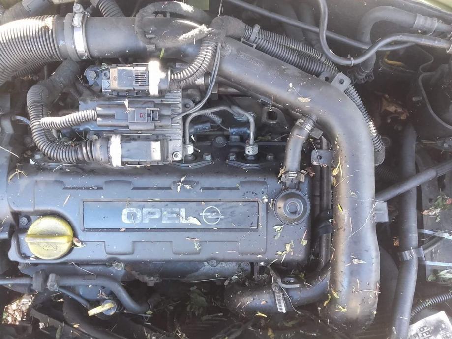 OPEL CORSA 1.7 DTI MOTOR ,MIJENJAC ,UNUTRASNJOST ,SERVO MOTOR
