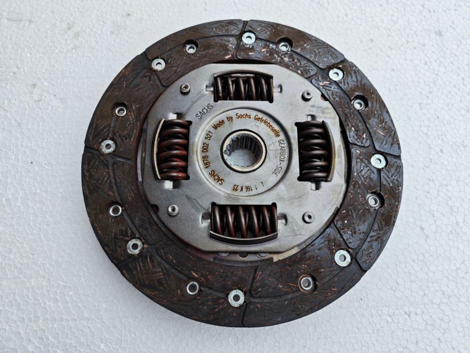 Ventilateur De Radiateur Moteur Pour Peugeot 207 (WA/WC) - Diamètre 380mm, 320W - Référence STARK SKRF-0300086