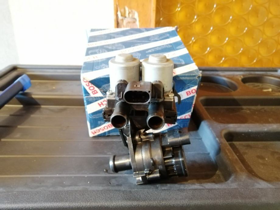 Original Audi A6 4F C6 Ventileinheit Heizung Heizungsventil