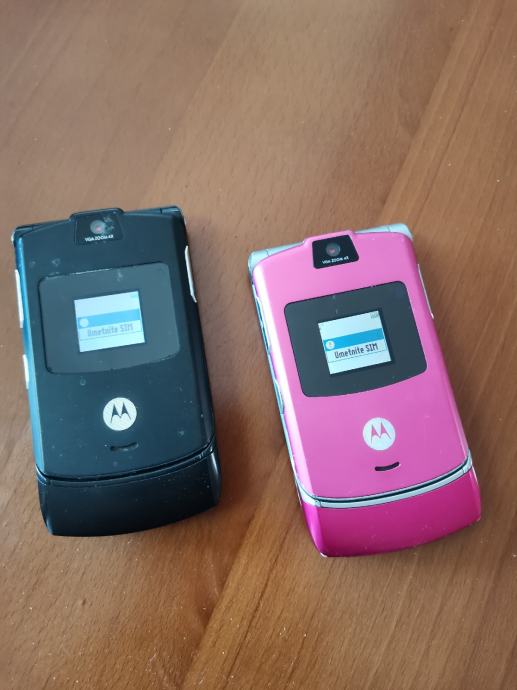 Motorola V 3, 2 komada, ispravna