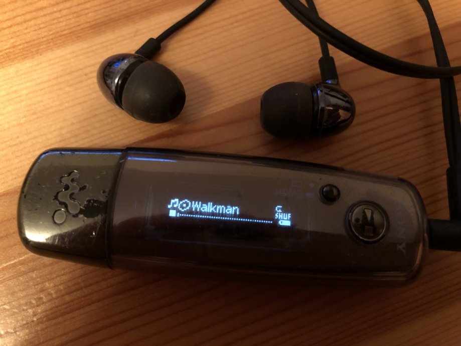 Sony MP3 Walkman NW-E002F
