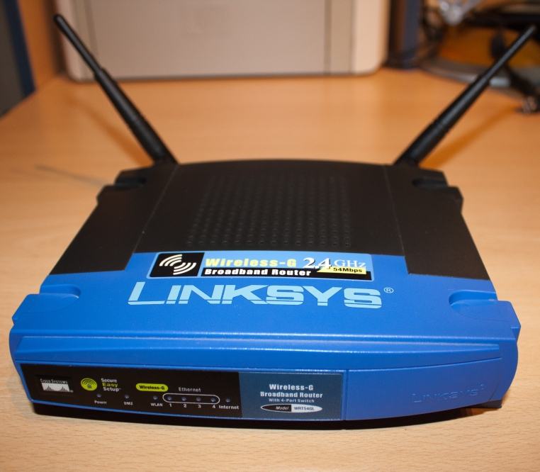 Linksys WRT54GL v1.1 s predinstaliranim DDWRT firmwareom