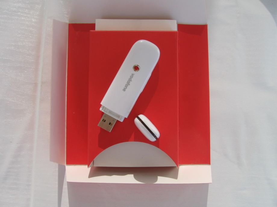 VIP STICK za mobilni K3765 Z HSPA USB stik sa micro sd memo