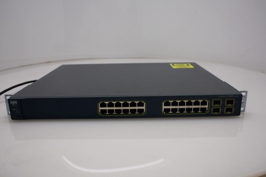 Cisco WS-C3560G-24TS [Layer 3 - 28 portni Gbit Switch]