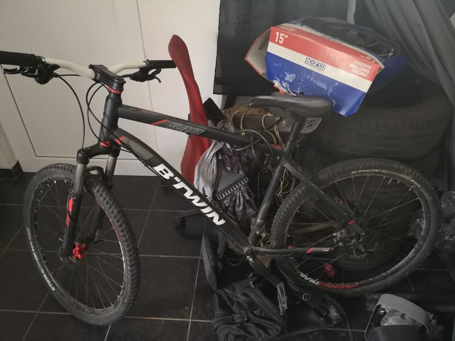 Bicikl B twin rockrider 540