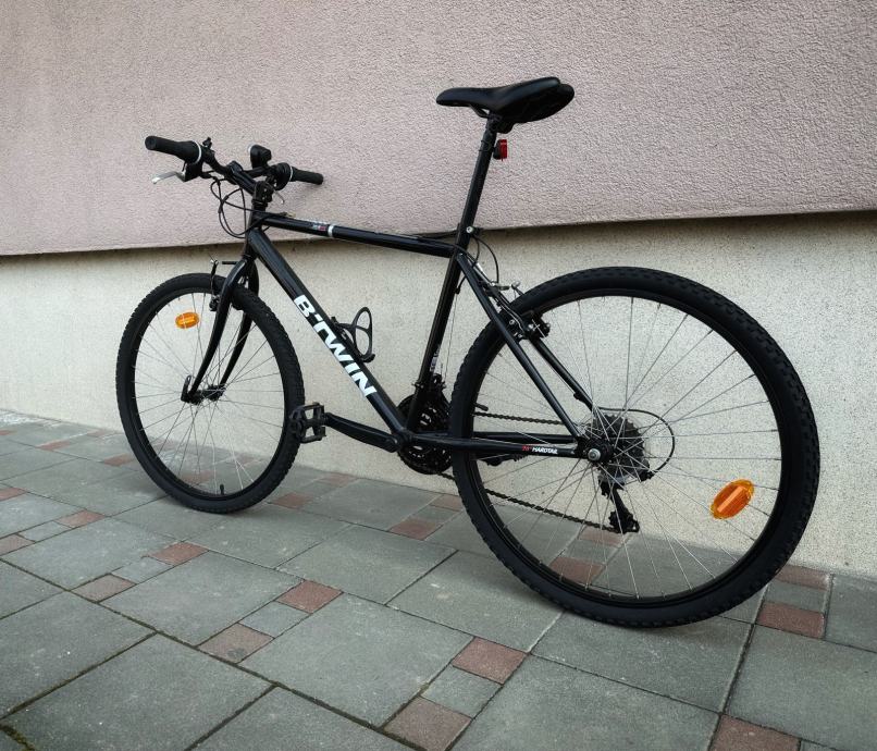 between rockrider 300