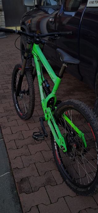 commencal supreme 2011