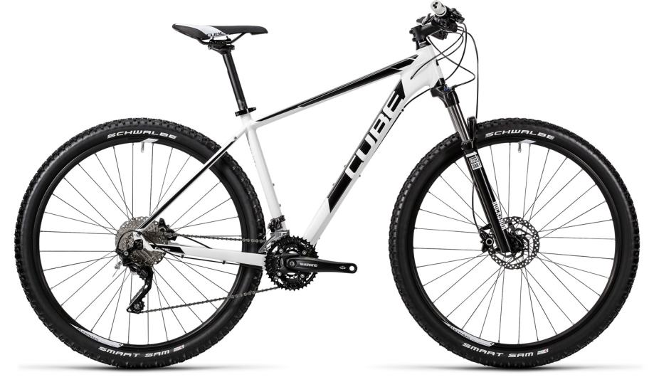 cube attention 2016 black white