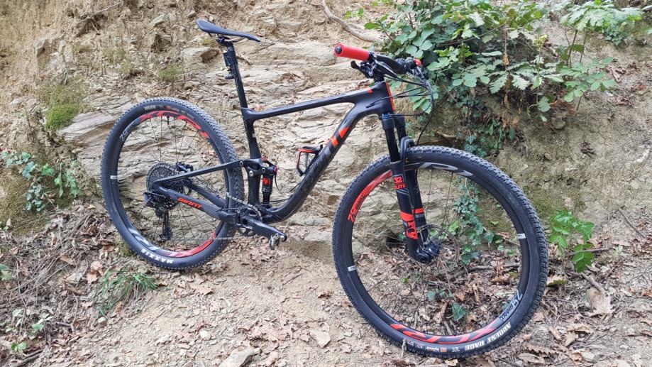 giant anthem pro 1 2018